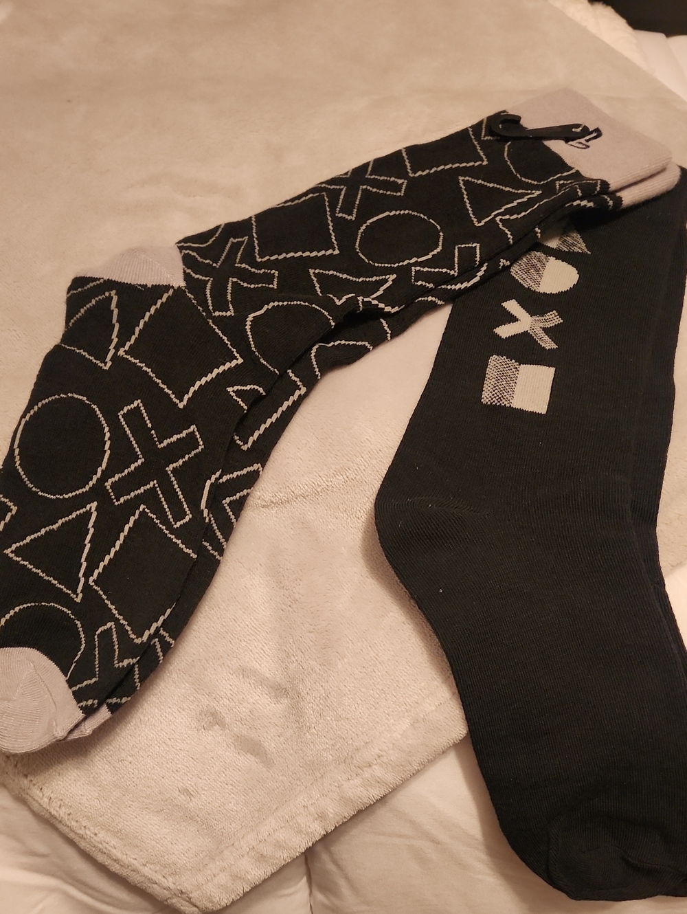 NWOT Black Patterned Playstation Men's Crew Socks - Pack of 2